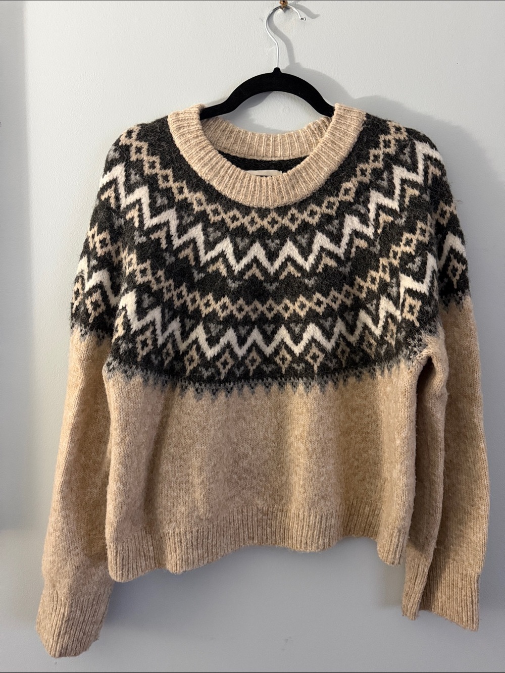 Abercrombie & Fitch Beige and Black Fair Isle Crewneck Sweater